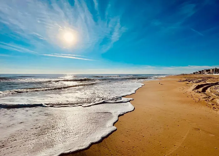 Bayfront | Walk To & Boardwalk | King Bed Holiday home *