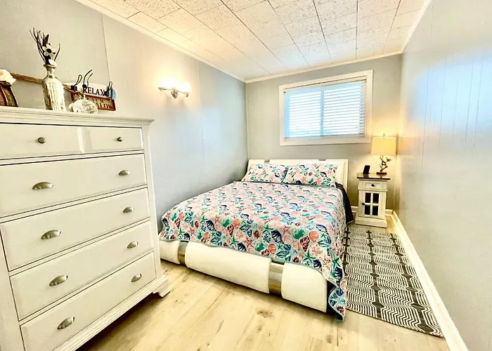 Holiday home Bayfront | Walk To & Boardwalk | King Bed Ocean City
